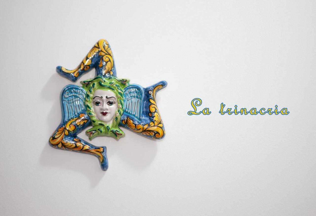 مبيت وإفطار تيراسيني La Trinacria المظهر الخارجي الصورة